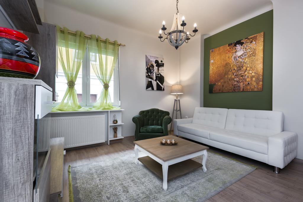 Vintage Apartment In The Heart Of Plaka Athen Exterior foto